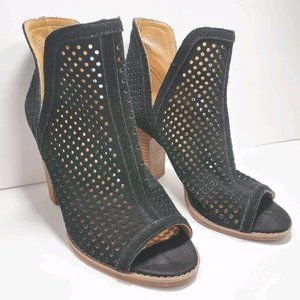 Lucky Brand | Larisse Leather Open Toe Booties 6.5